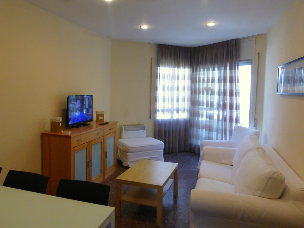 Rentalmar Atlantida Apartamentos Salou Quarto foto